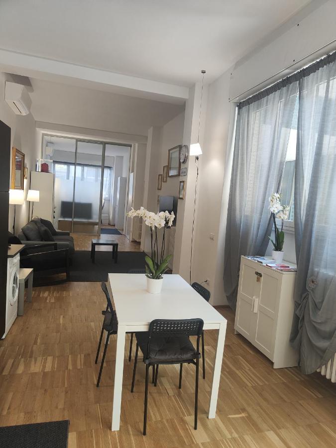 Short Rent Milan Porta Romana Exterior photo